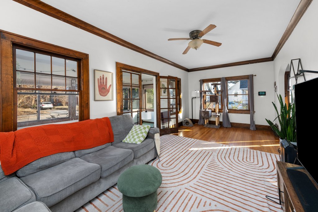2545 18th Avenue A Moline, IL 61265 - Photo 5 of 28 a living room with furniture and a flat screen tv