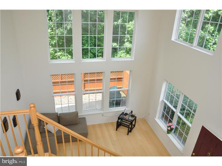49 Warwick Road Princeton Junction, NJ 08550 - Photo 2 of 23 Living Room