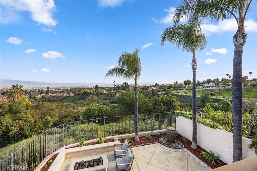 1501 San Rafael Drive South Corona, CA 92882 - Photo 1 of 30