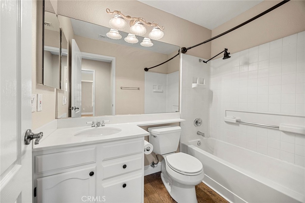 1501 San Rafael Drive South Corona, CA 92882 - Photo 15 of 30 Upstairs Bathroom