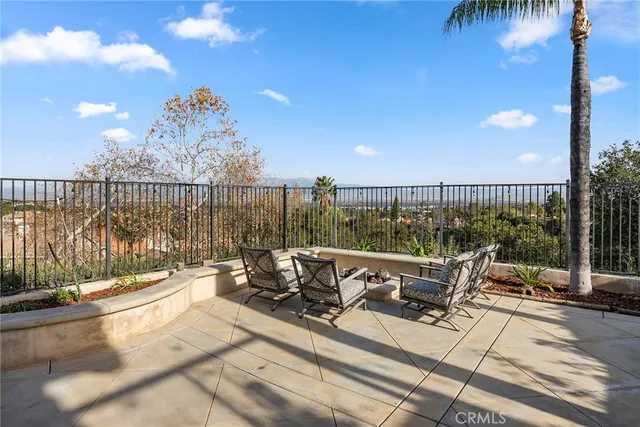 $739,000 | 1501 San Rafael Drive South, Corona, CA 92882