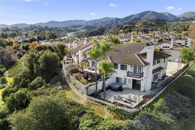 $739,000 | 1501 San Rafael Drive South, Corona, CA 92882