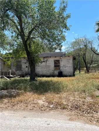 $18,000 | 231 Southwest 8th Street, Premont, TX 78375