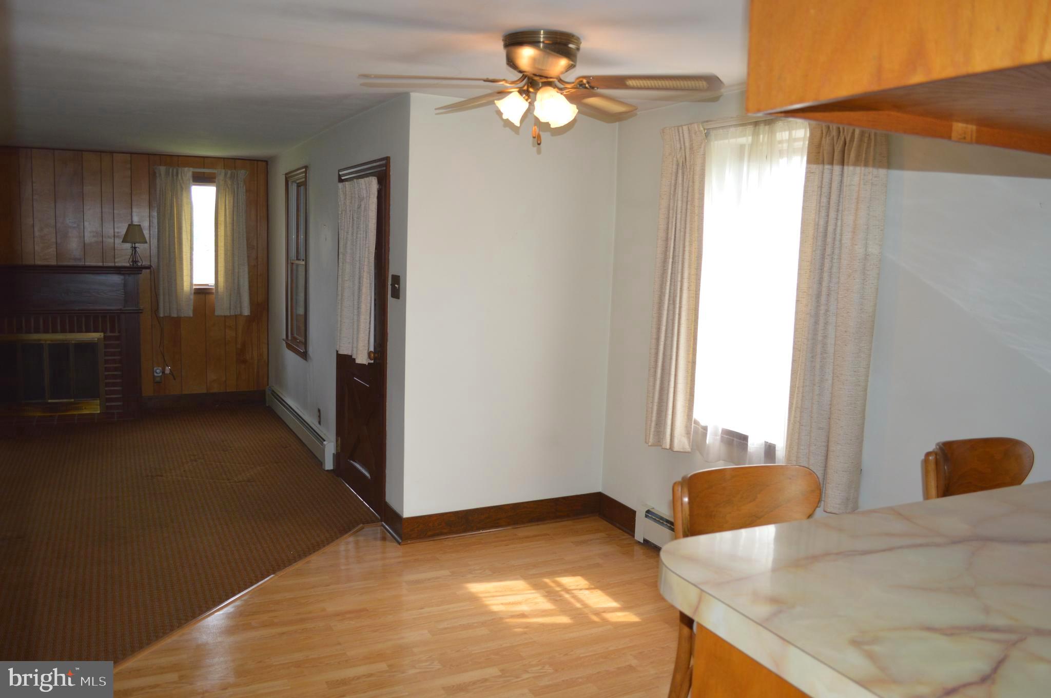 230 Dutton Mill Road Brookhaven, PA 19015 - Photo 15 of 29 Dining area