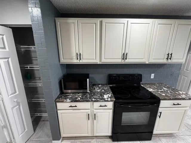 $1,900 | 7854 Southwest 62nd Court, Ocala, FL 34476