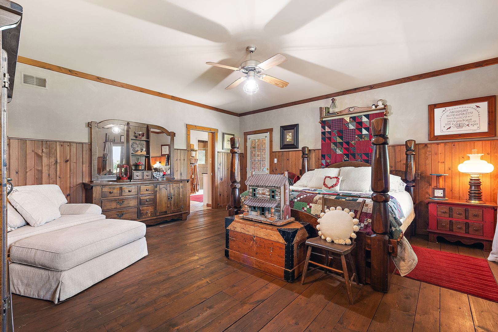 7860 West Steger Road Frankfort, IL 60423 - Photo 28 of 56 a living room with furniture and wooden floor