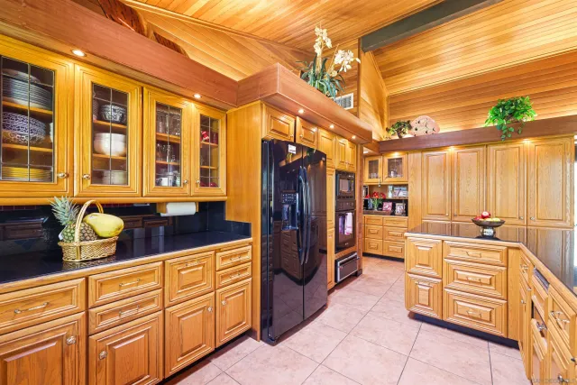 a city view with lot of stuff