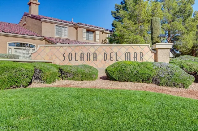 $300,000 | 7320 Camrose Ridge Place, Unit 204, Las Vegas, NV 89149