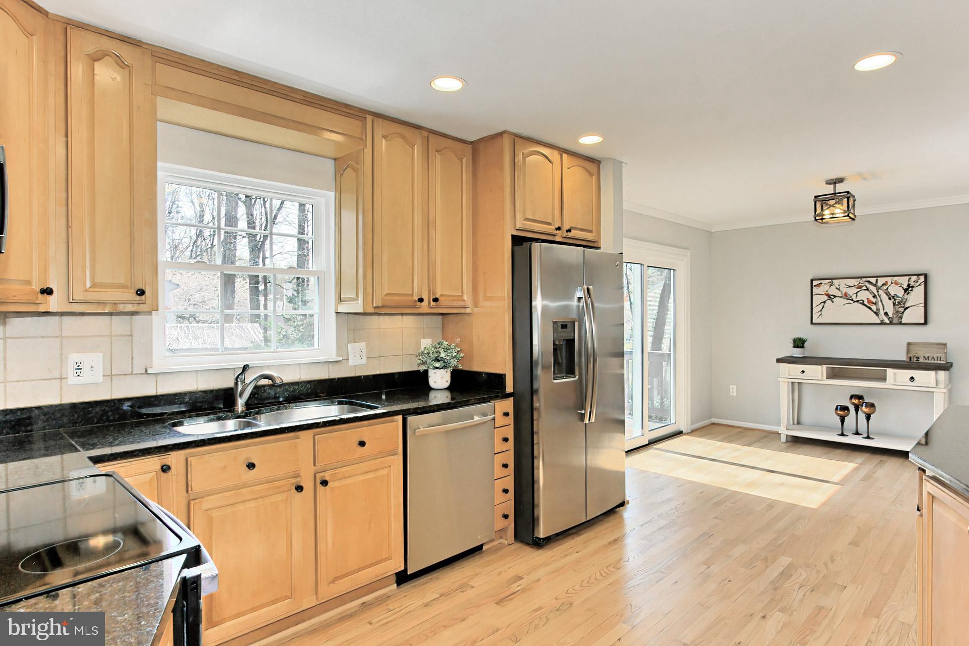 10171 Marshall Pond Road Burke, VA 22015 - Photo 10 of 42 Gallery Image 10