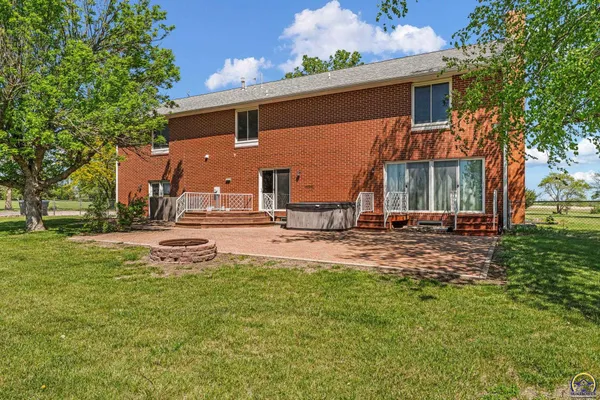 $550,000 | 9335 Southwest 61st Street, Auburn, KS 66402