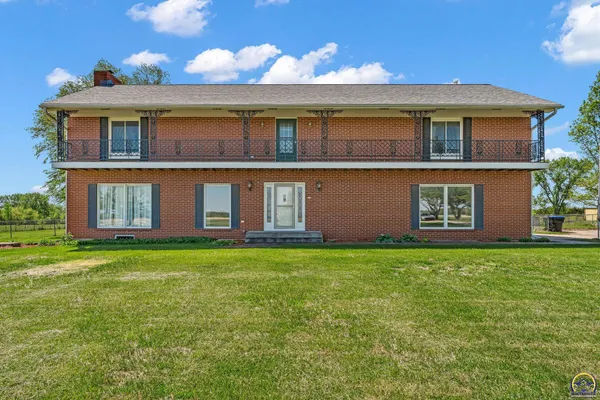 $550,000 | 9335 Southwest 61st Street, Auburn, KS 66402