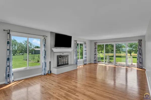$550,000 | 9335 Southwest 61st Street, Auburn, KS 66402
