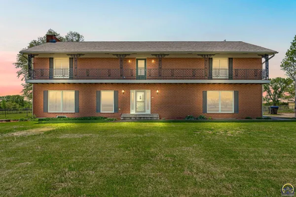 $550,000 | 9335 Southwest 61st Street, Auburn, KS 66402