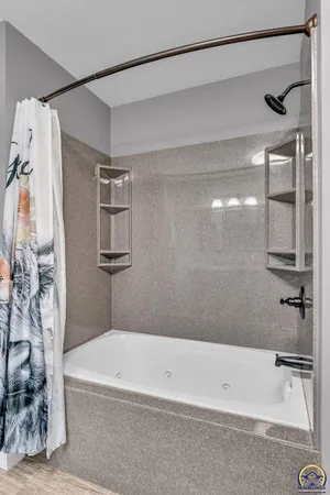 $550,000 | 9335 Southwest 61st Street, Auburn, KS 66402