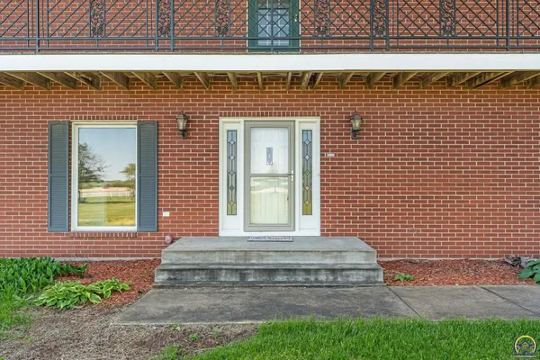 $550,000 | 9335 Southwest 61st Street, Auburn, KS 66402