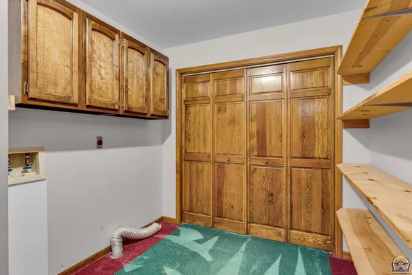 $550,000 | 9335 Southwest 61st Street, Auburn, KS 66402