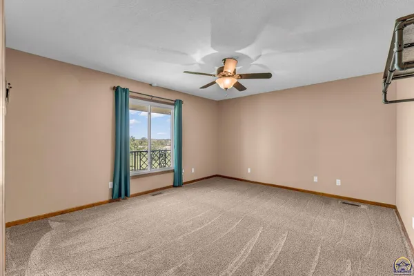 $550,000 | 9335 Southwest 61st Street, Auburn, KS 66402