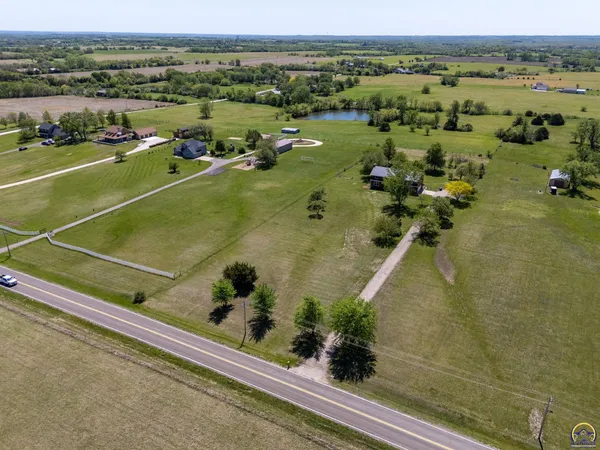 $550,000 | 9335 Southwest 61st Street, Auburn, KS 66402