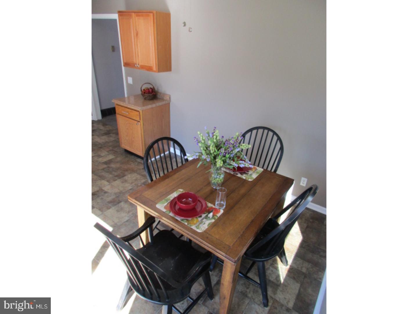 121 Quaker Road Pennsville, NJ 08070 - Photo 6 of 24