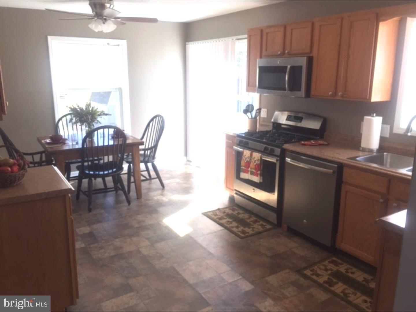 121 Quaker Road Pennsville, NJ 08070 - Photo 8 of 24