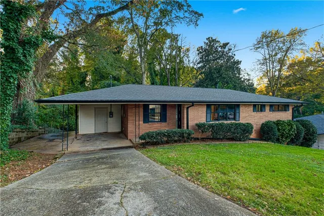 $400,000 | 549 Park St Place, Gainesville, GA 30501