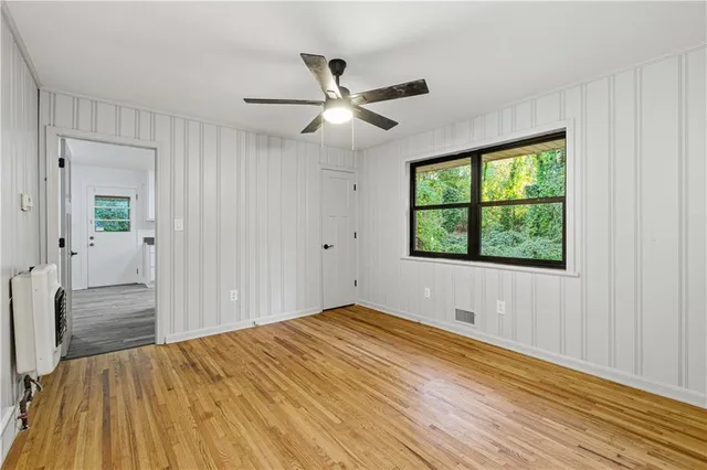 $400,000 | 549 Park St Place, Gainesville, GA 30501