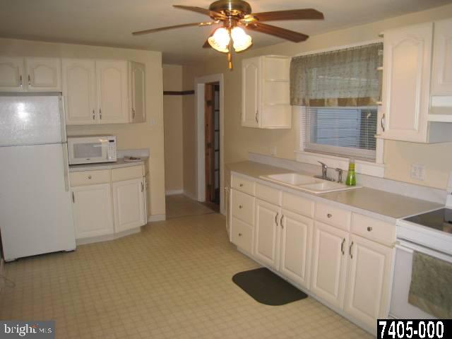 699 Goram Road Brogue, PA 17309 - Photo 2 of 25 Gallery Image 2