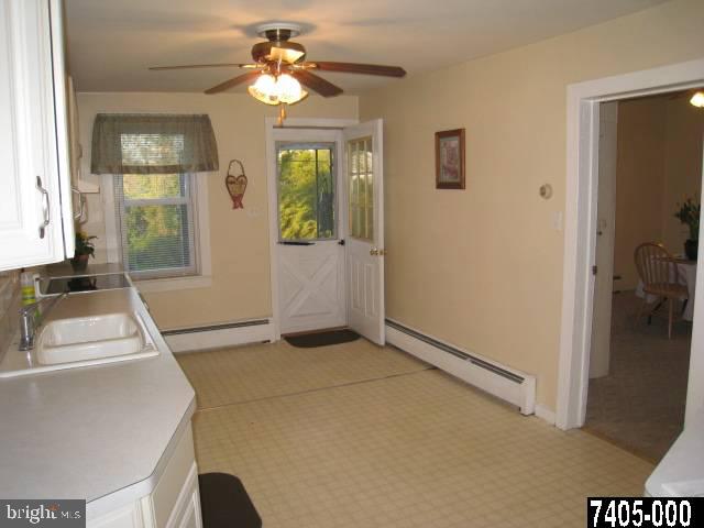 699 Goram Road Brogue, PA 17309 - Photo 4 of 25 Gallery Image 4