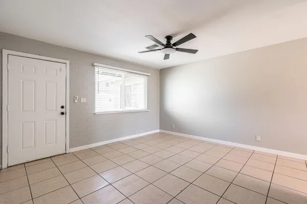$1,300 | 4421 North 23rd Avenue, Unit 2, Phoenix, AZ 85015