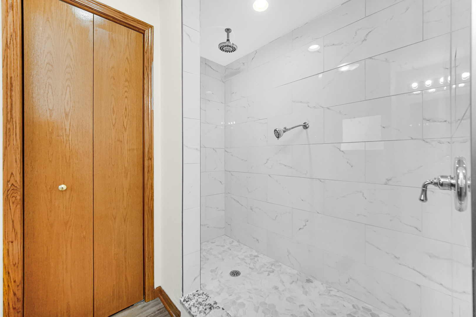 25955 Oak Road Monee, IL 60449 - Photo 13 of 22 Gallery Image 13