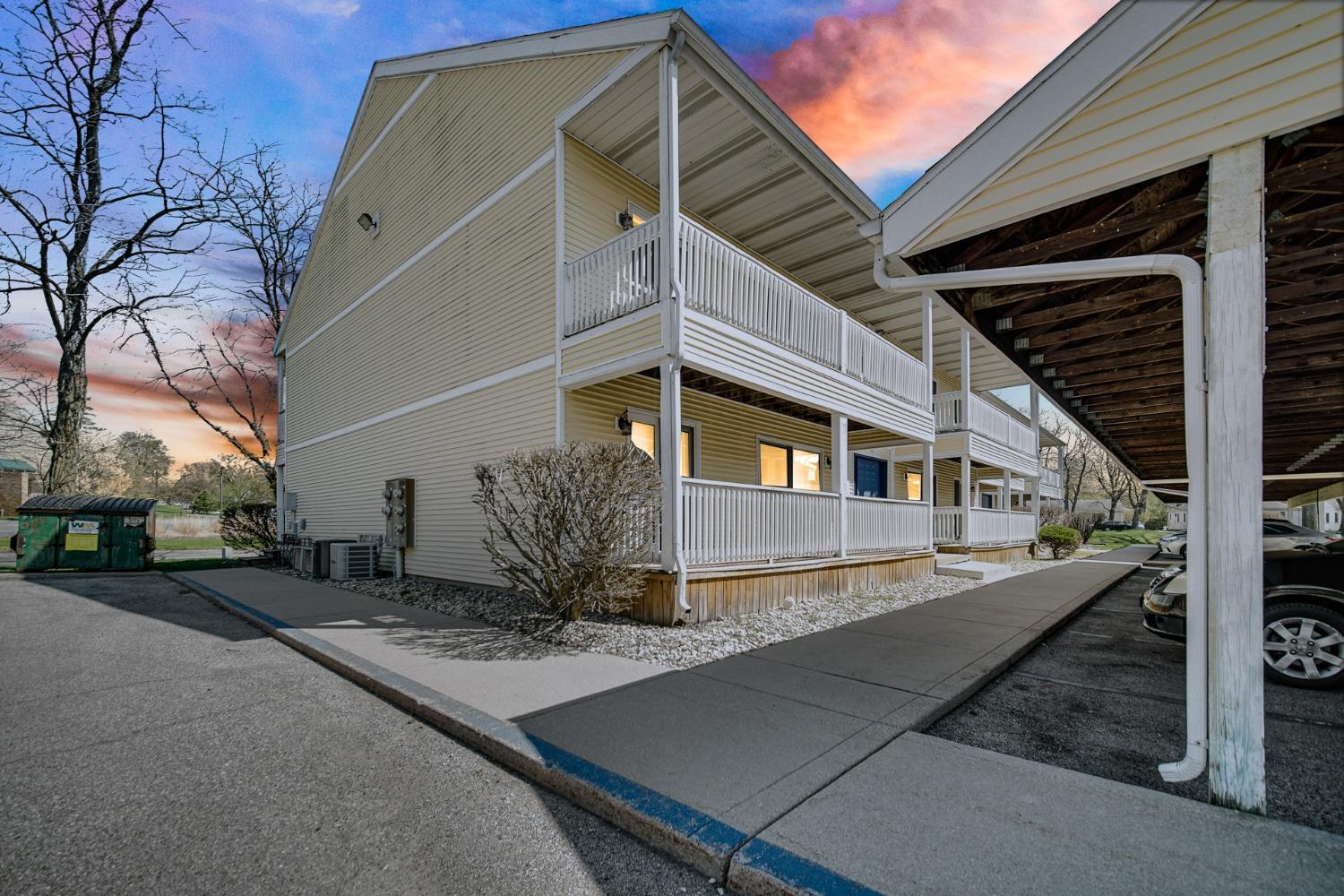 B Bulla Road, Unit 3 South Bend, IN 46637 - Photo 5 of 21 1500x1000
