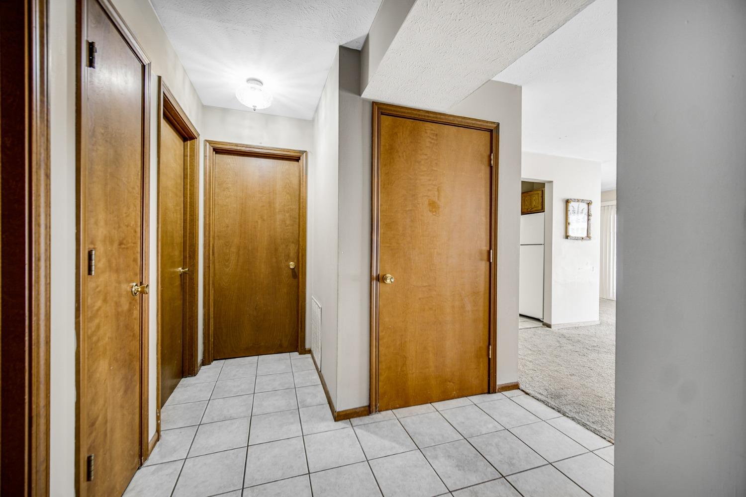 B Bulla Road, Unit 3 South Bend, IN 46637 - Photo 6 of 21 1500x1000