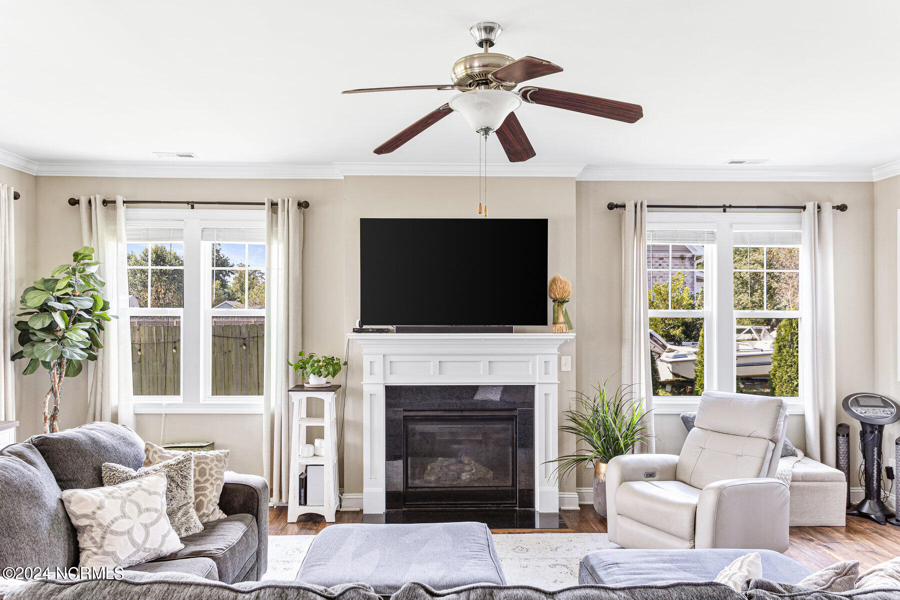 120 Center Drive Hampstead, NC 28443 - Photo 13 of 63 120_center_dr-12_756