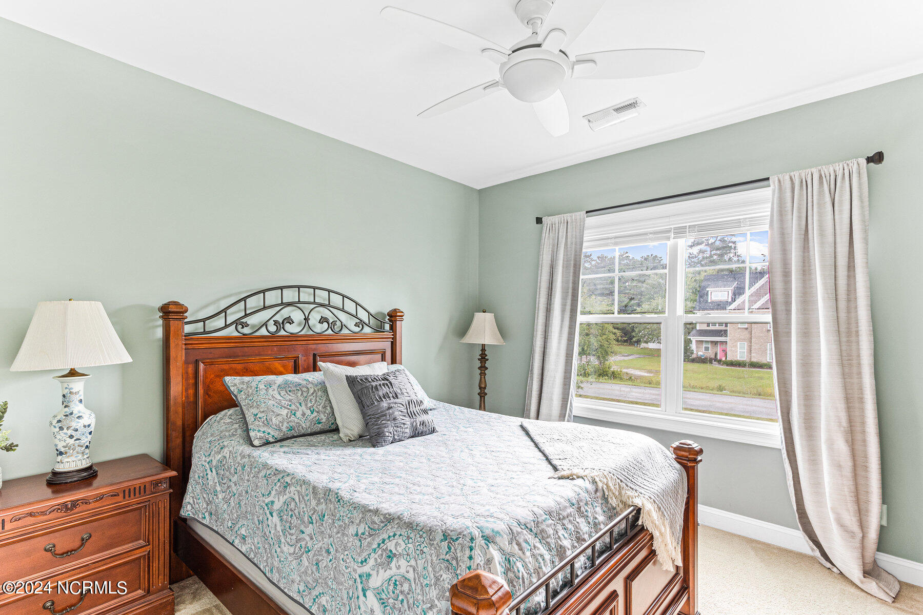 120 Center Drive Hampstead, NC 28443 - Photo 32 of 63 120_center_dr-38_559