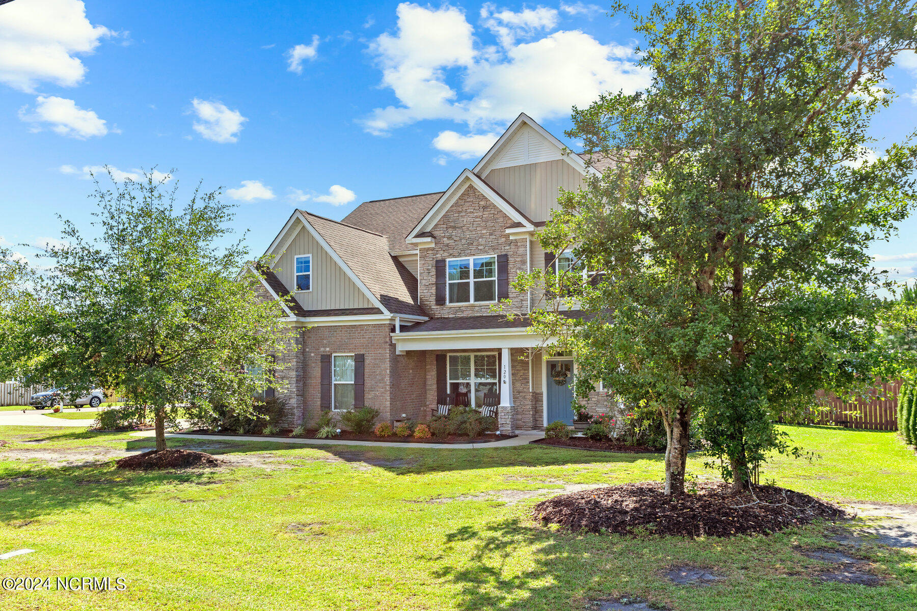 120 Center Drive Hampstead, NC 28443 - Photo 4 of 63 120_center_dr-2_531