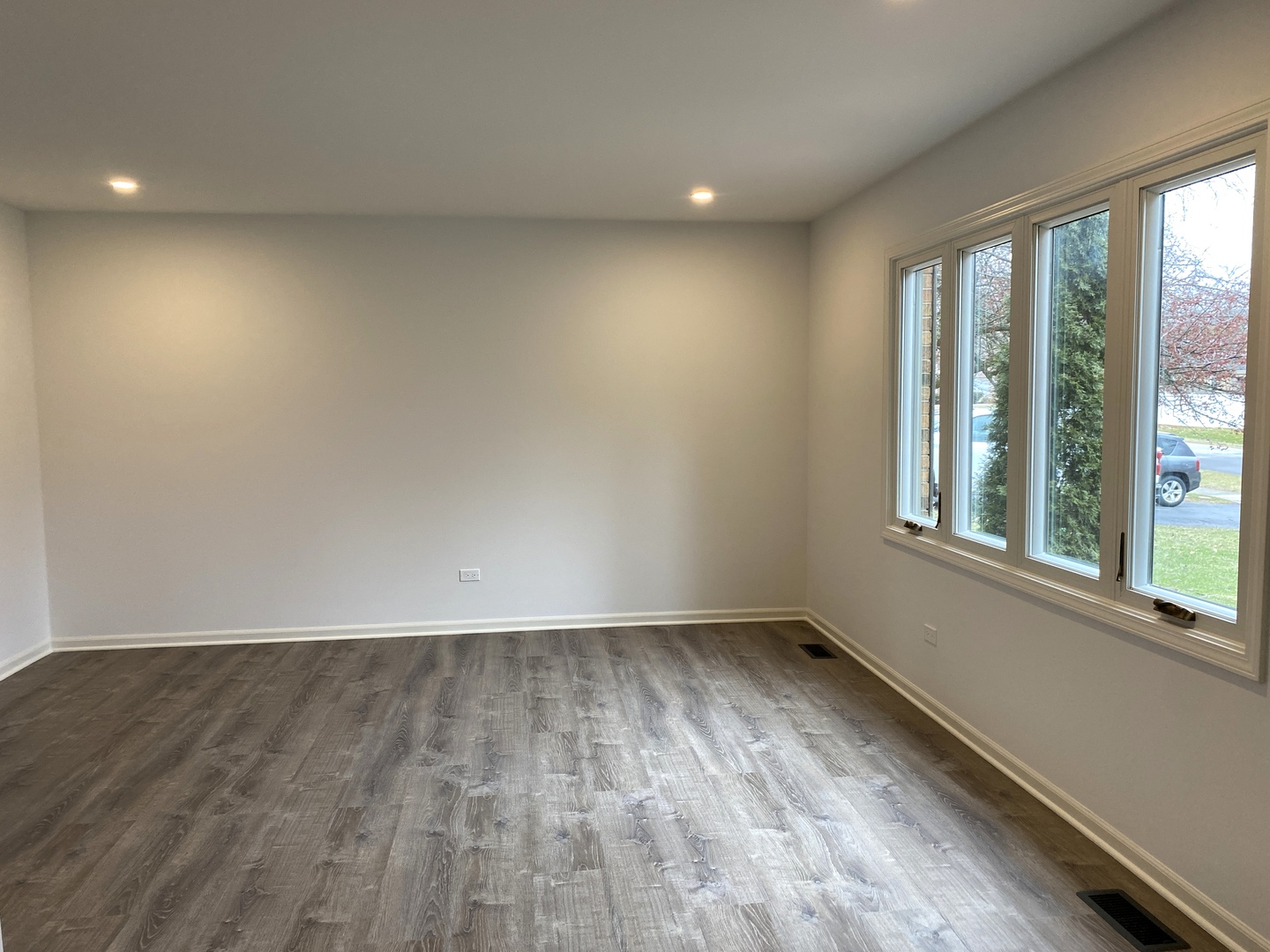 1346 Leverenz Road Naperville, IL 60564 - Photo 11 of 26