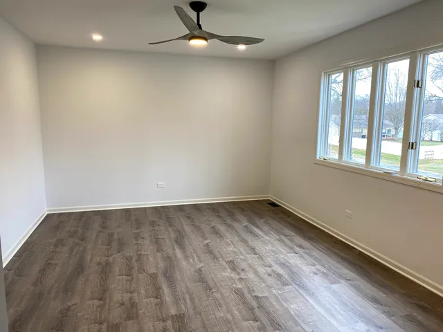 $4,000 | 1346 Leverenz Road, Naperville, IL 60564