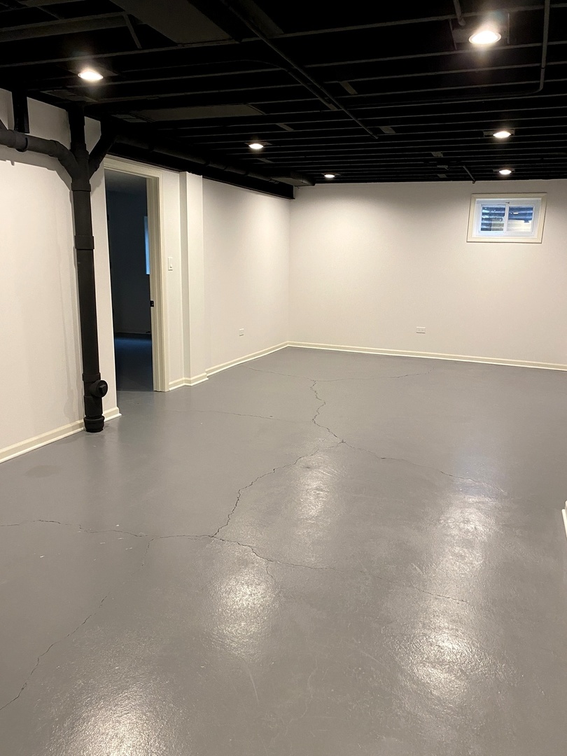 1346 Leverenz Road Naperville, IL 60564 - Photo 21 of 26