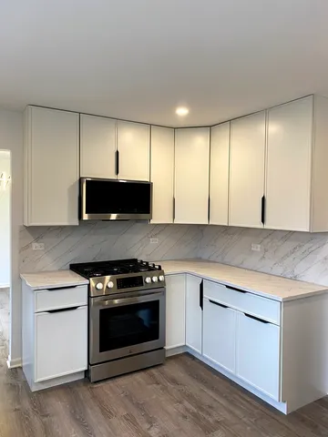 $4,000 | 1346 Leverenz Road, Naperville, IL 60564