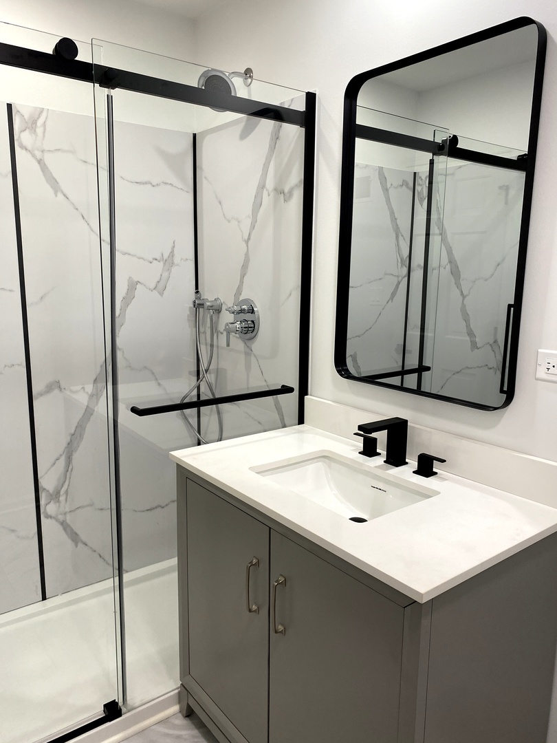 1346 Leverenz Road Naperville, IL 60564 - Photo 7 of 26