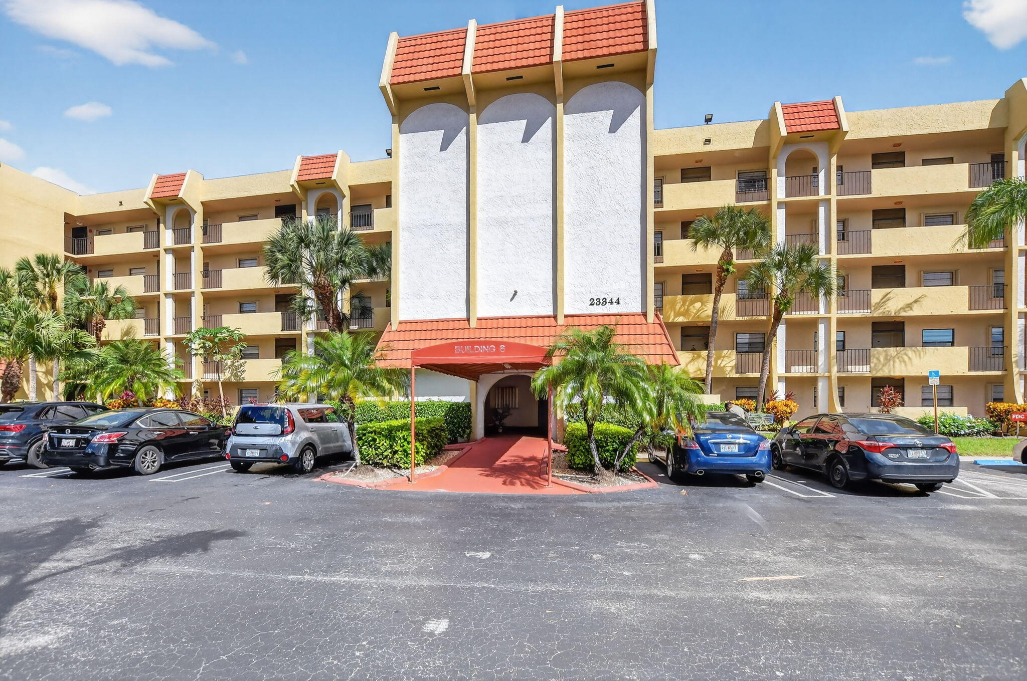 23344 Carolwood Lane, Unit 306 Boca Raton, FL 33428 - Photo 16 of 25 2-web-or-mls-DSC_0998