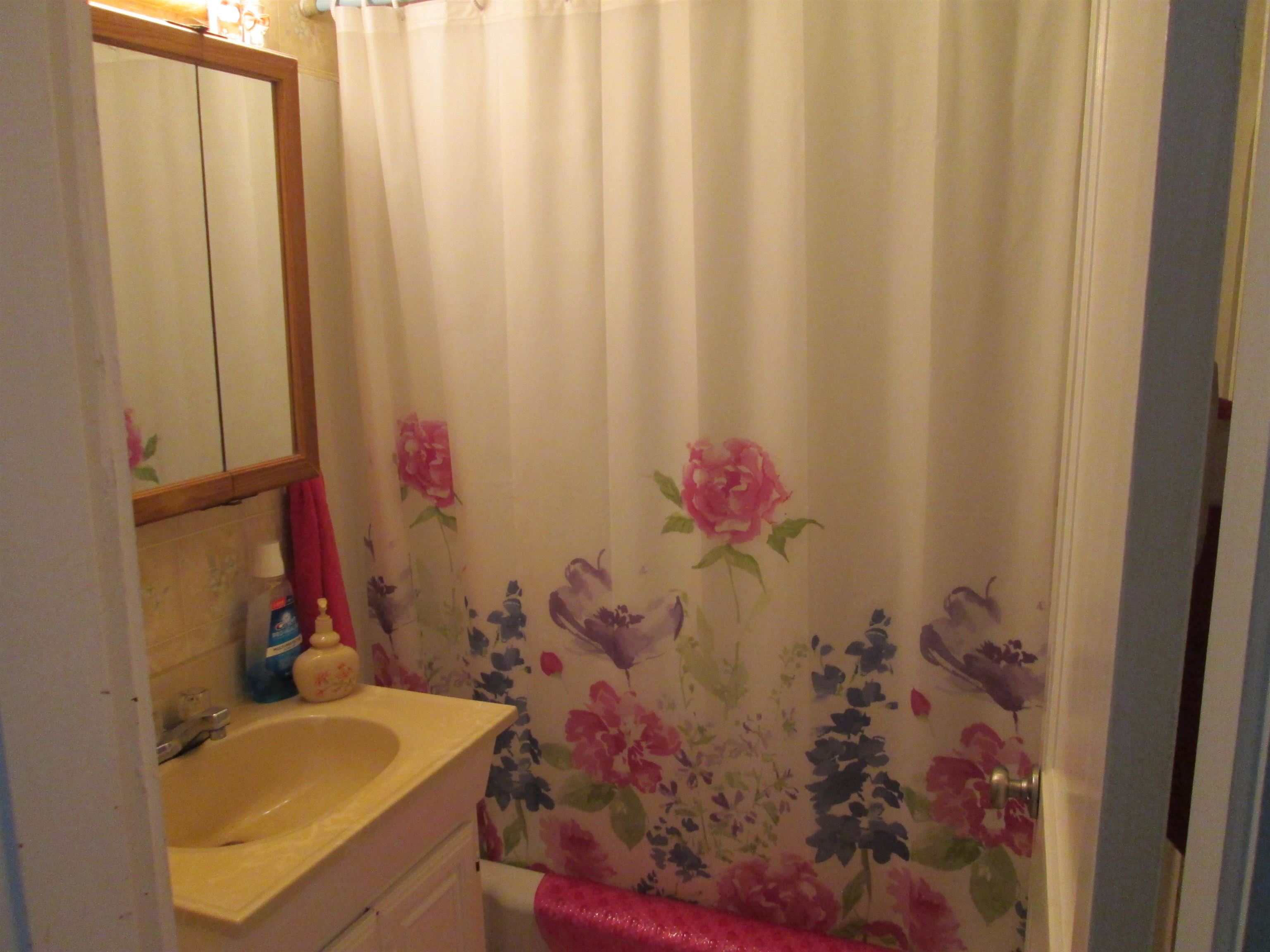 96 Littleworth Road Dover, NH 03820 - Photo 8 of 11