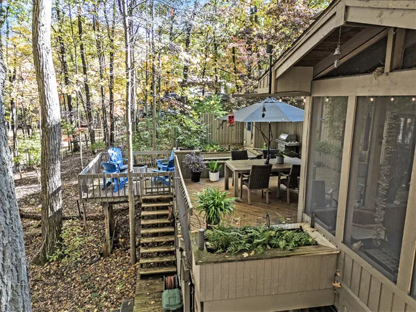 $1,025,000 | 3444 Wagner Woods Court, Ann Arbor, MI 48103
