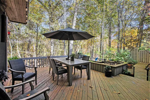 $1,025,000 | 3444 Wagner Woods Court, Ann Arbor, MI 48103