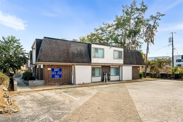 $149,000 | 1700 Southwest 16th Court, Unit P24, Gainesville, FL 32608