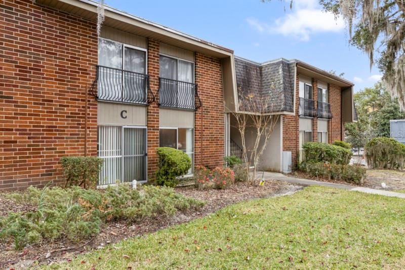 1700 Southwest 16th Court, Unit P24 Gainesville, FL 32608 - Photo 2 of 20