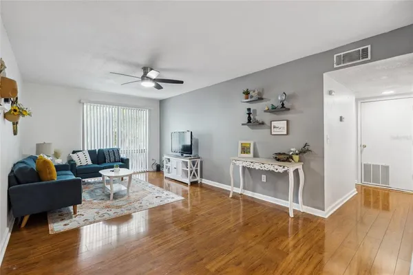 $149,000 | 1700 Southwest 16th Court, Unit P24, Gainesville, FL 32608