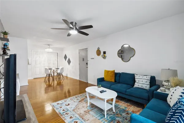 $149,000 | 1700 Southwest 16th Court, Unit P24, Gainesville, FL 32608