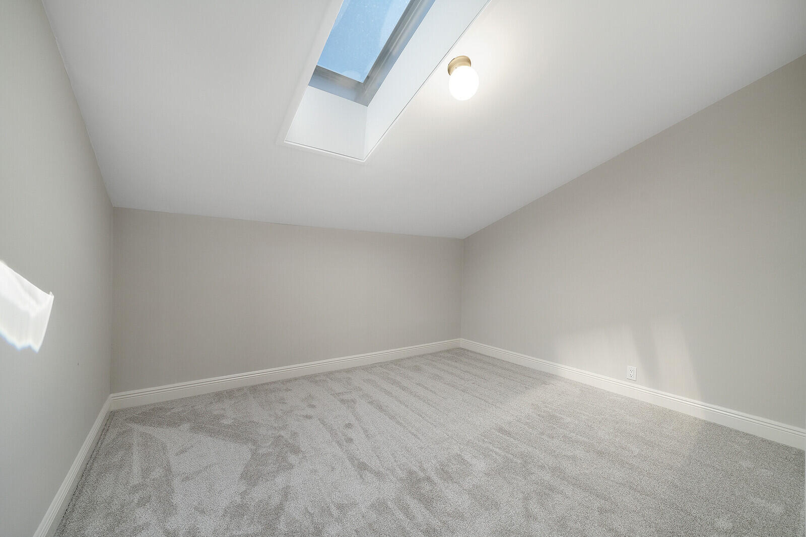 683 Dover Street, Unit 683 685 Boca Raton, FL 33487 - Photo 20 of 31 19_DSC02026_mls