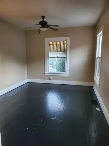 $61,500 | 806 West Walnut Street, Carbondale, IL 62901